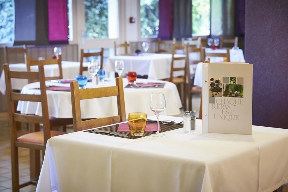 โรงแรมคอมฟอร์ต ลีนา - มงเลรี Linas ร้านอาหาร รูปภาพ